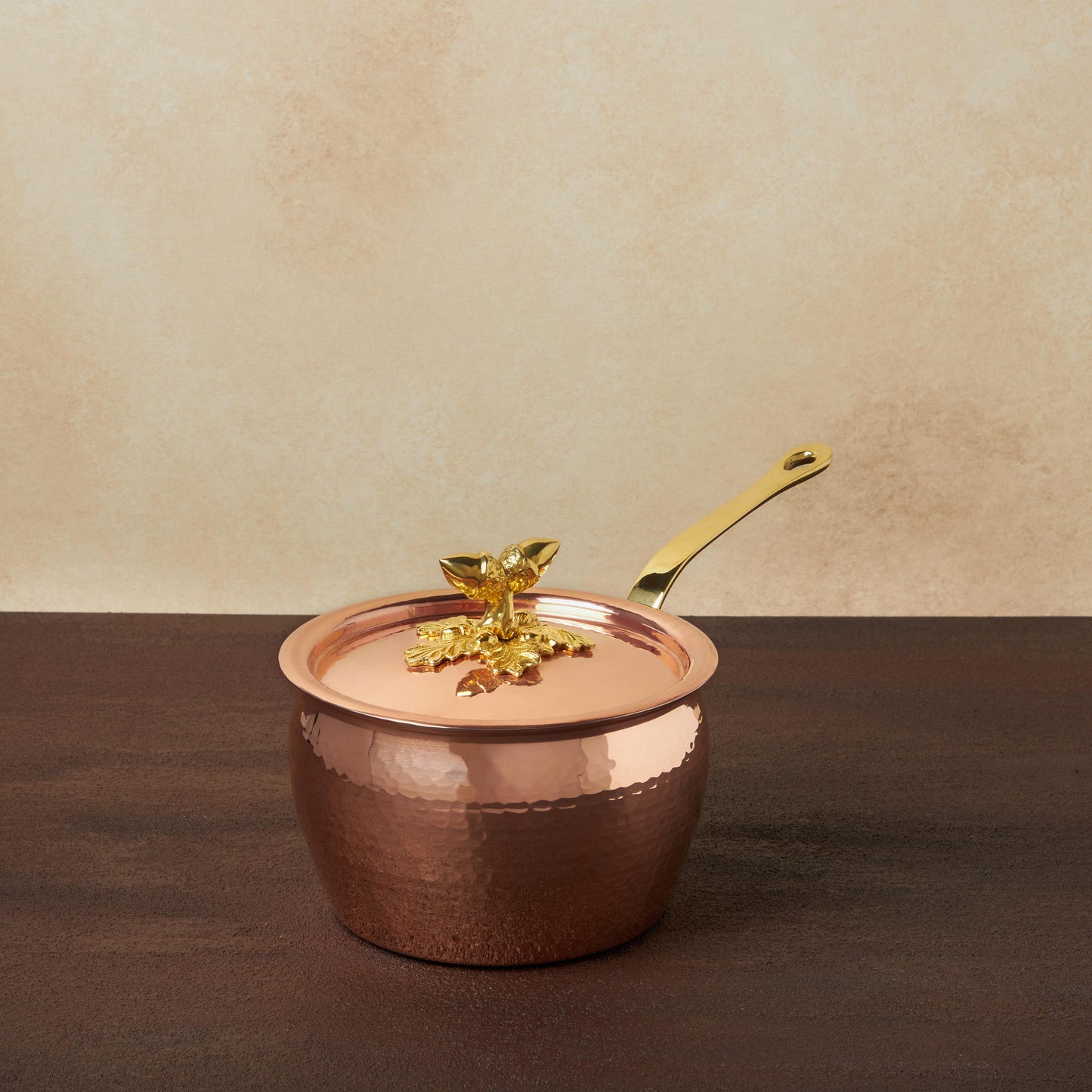 Hammered copper 2.5 Qt Sacue Pan  lined with high purity tin applied by hand over fire and bronze handles, from Glamstore Historia collection