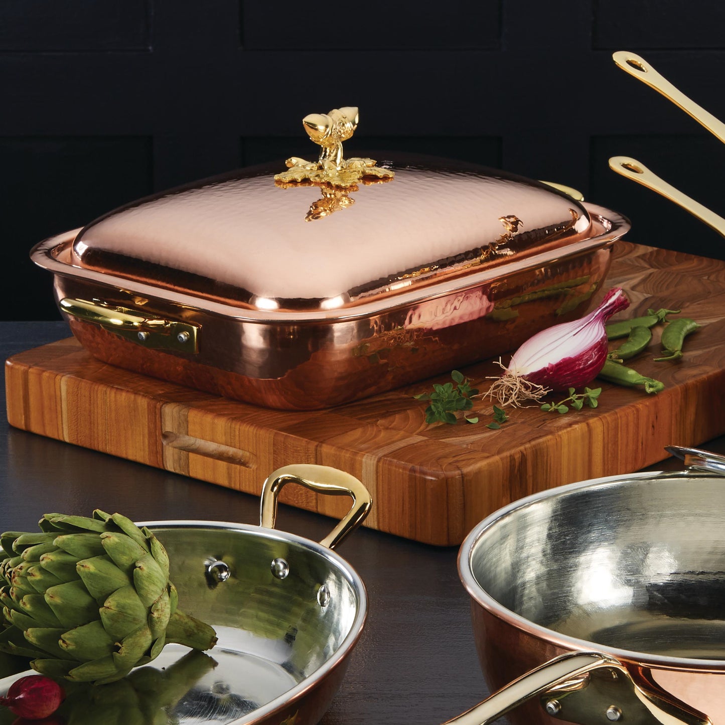 Hammered copper 5.5 Rectangular Roaster lined with high purity tin applied by hand over fire and bronze handles, from Glamstore Historia collection