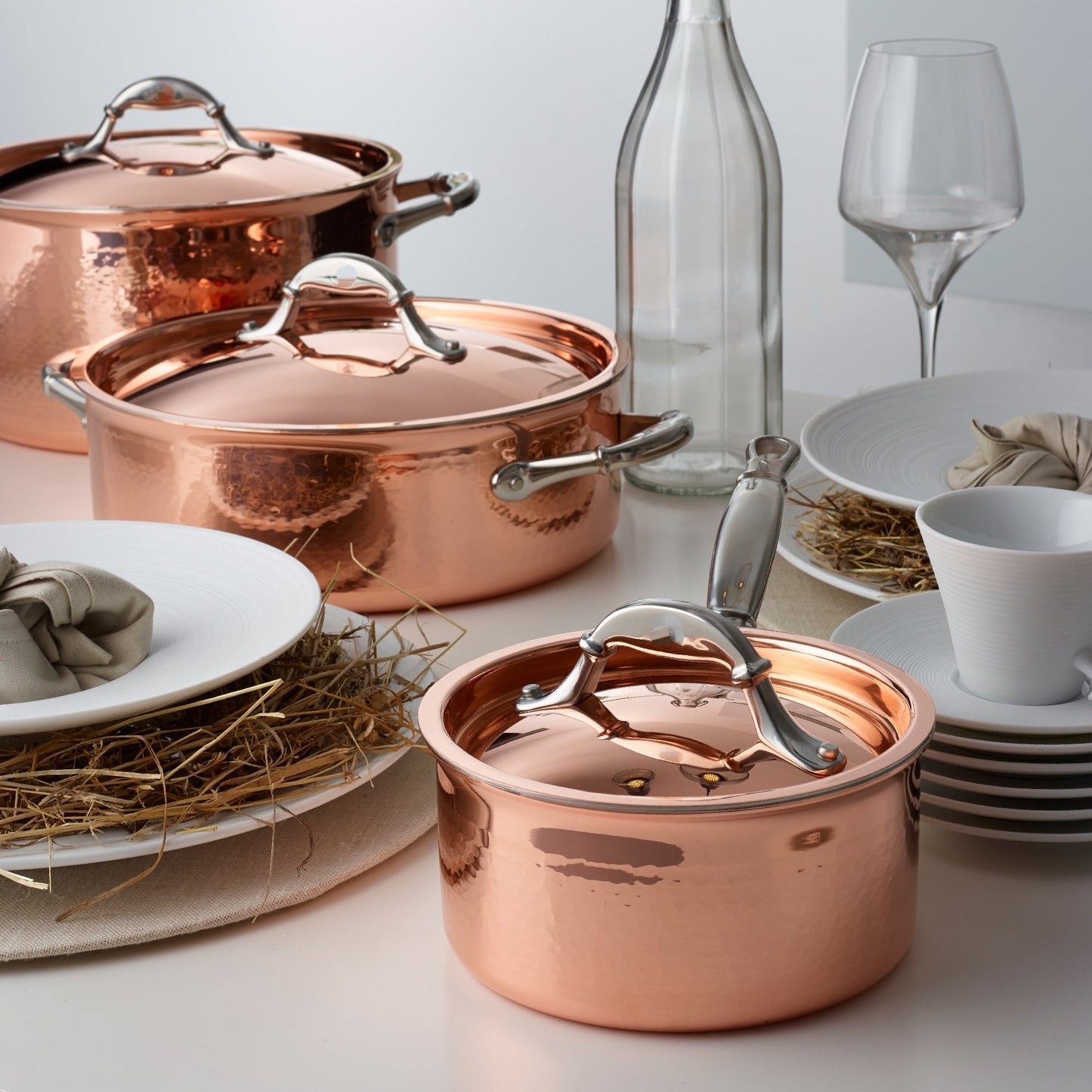 Saucepan  with lid in hammered copper with stainless steel lining