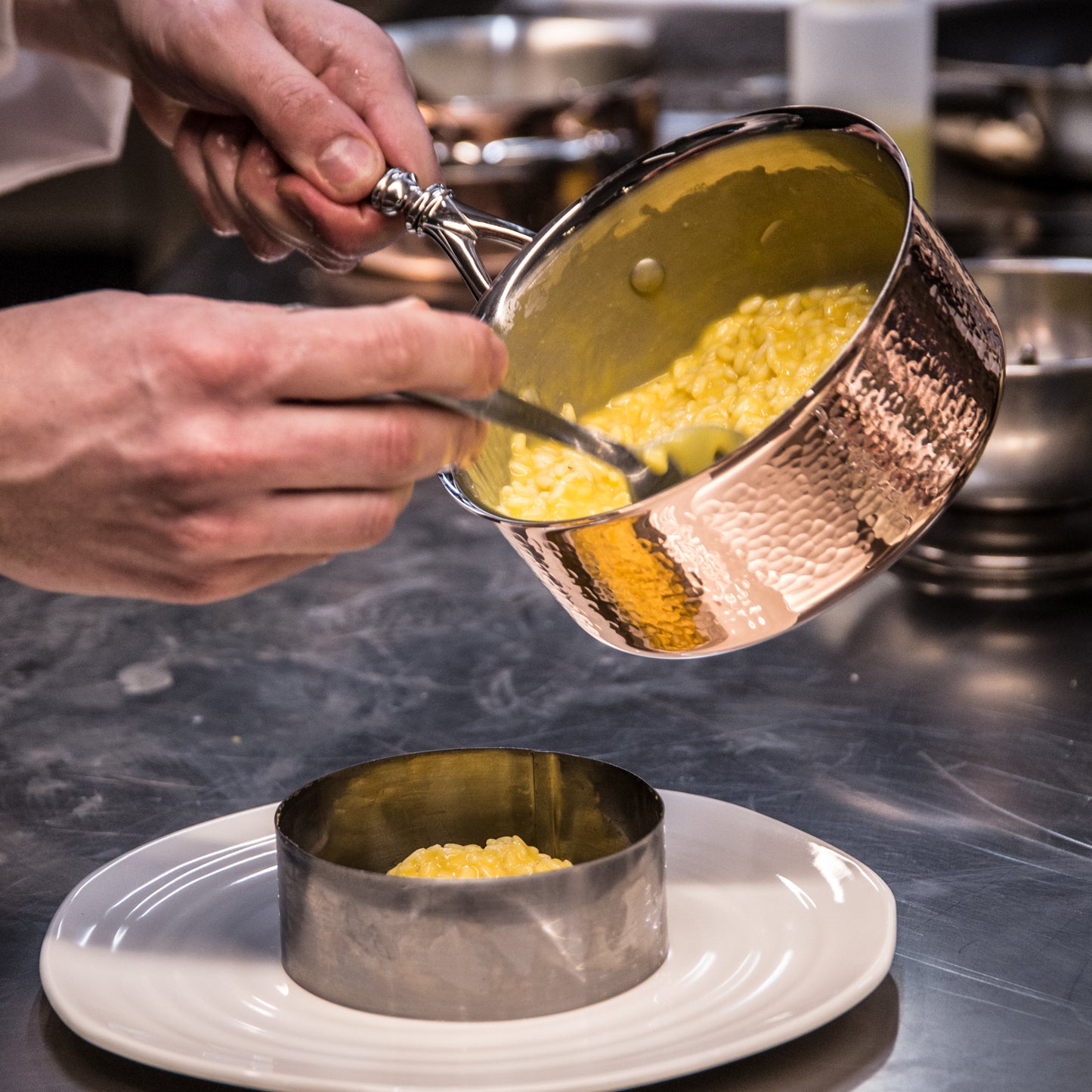 Small saucepan Opus Cupra hammered copper with stainless steel lining and decorated silver-plated lid knob finial