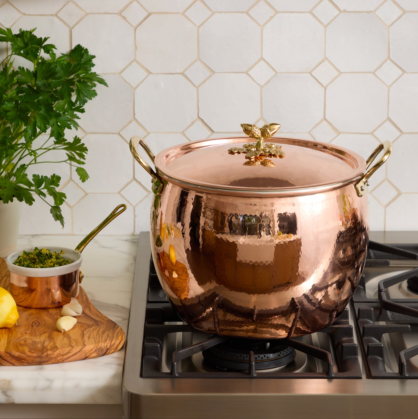 Hammered copper 12 Qt Stockpot lined with high purity tin applied by hand over fire and bronze handles, from Glamstore Historia collection