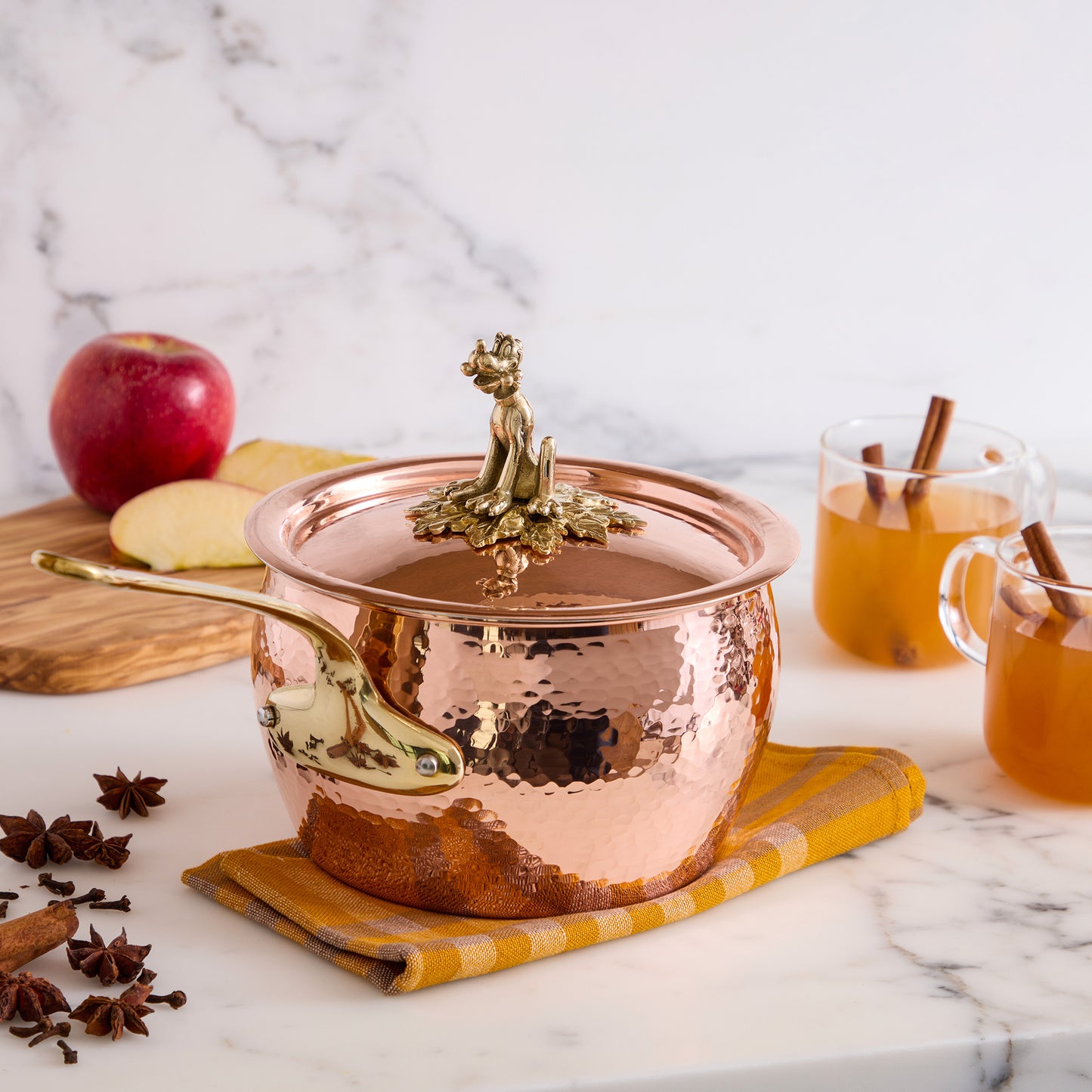 Disney100 x Glamstore The Pluto Saucepan - 2.5qt