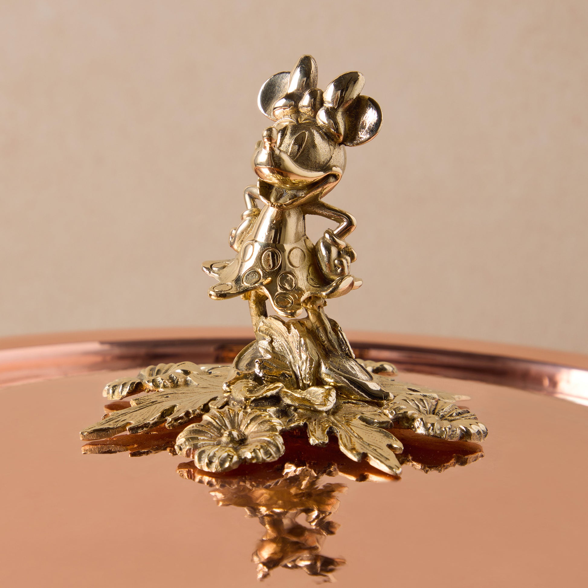 Disney 100 The Minnie Mouse Chef Pan - 4qt