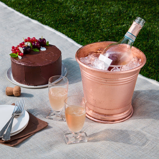 Hammered copper small wine Bucket, from Glamstore Historia collection