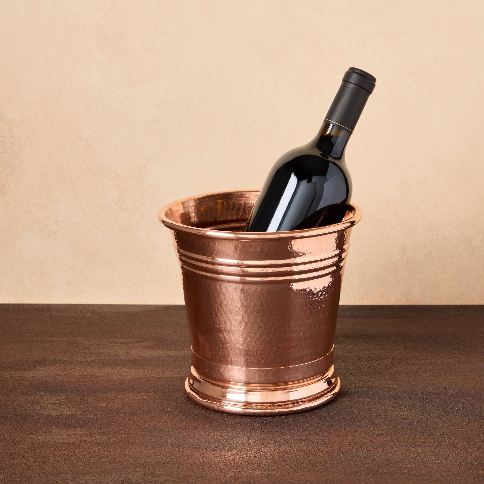 Hammered copper small wine Bucket, , from Glamstore Historia collection