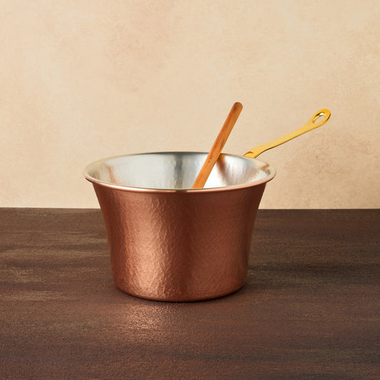Glamstore Historia polenta pot in hammered copper and tin lined by hand over fire