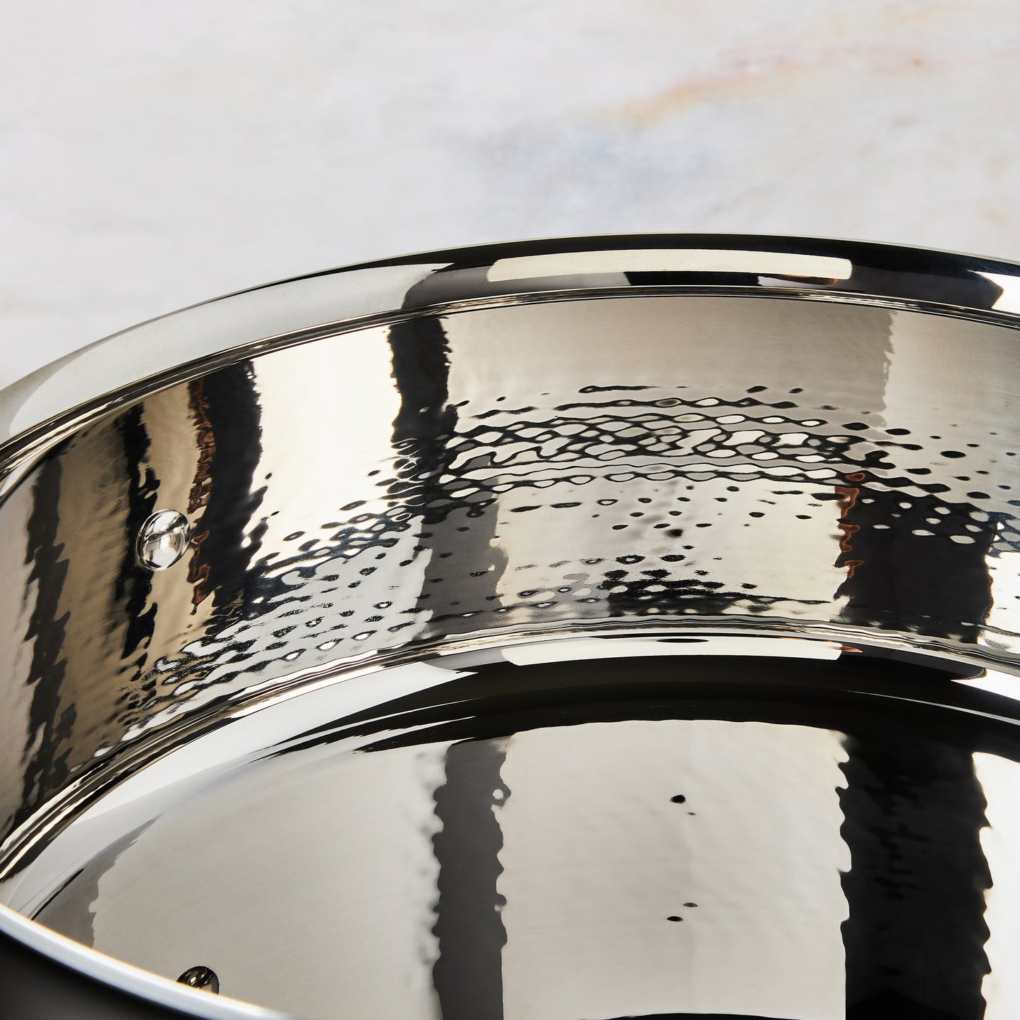 Hammered clad stainless steel in Opus Prima