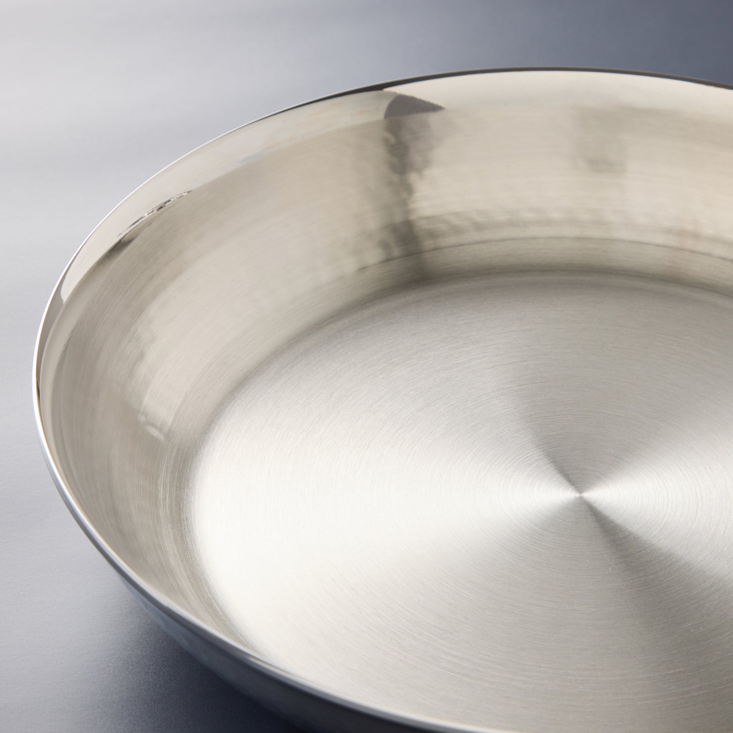 Hammered clad stainless steel in Opus Prima