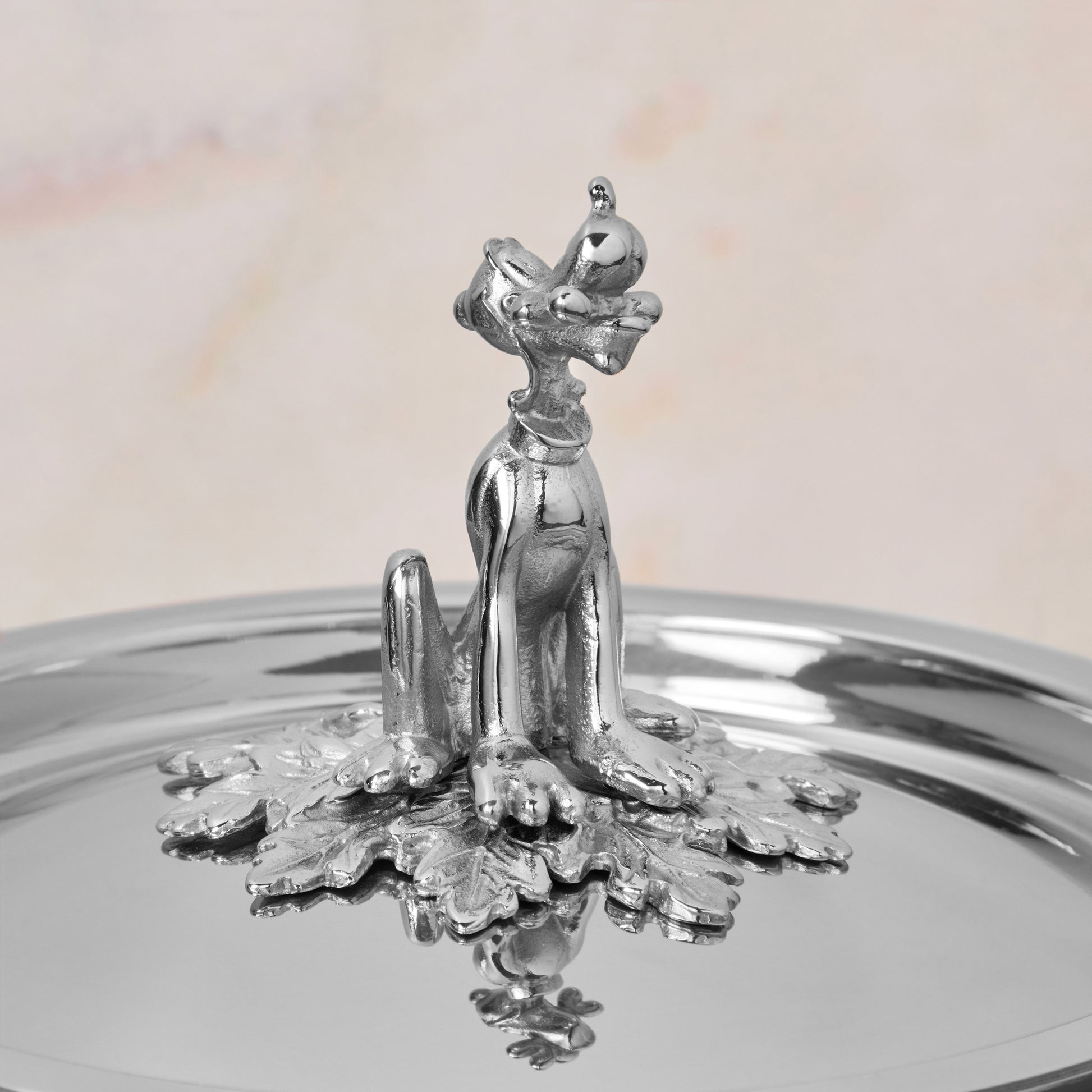 Disney  Opus Prima Decorated knob representing Pluto on a stainless steel lid,